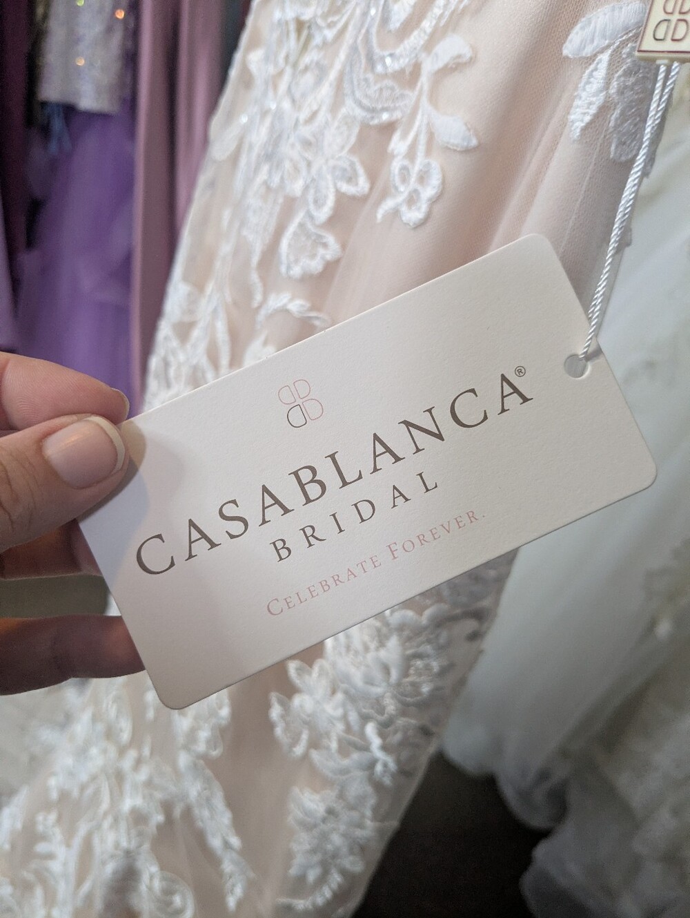 Casablanca Bridal 2382 Wedding Dress NWT Size 10 - Picture 8 of 10